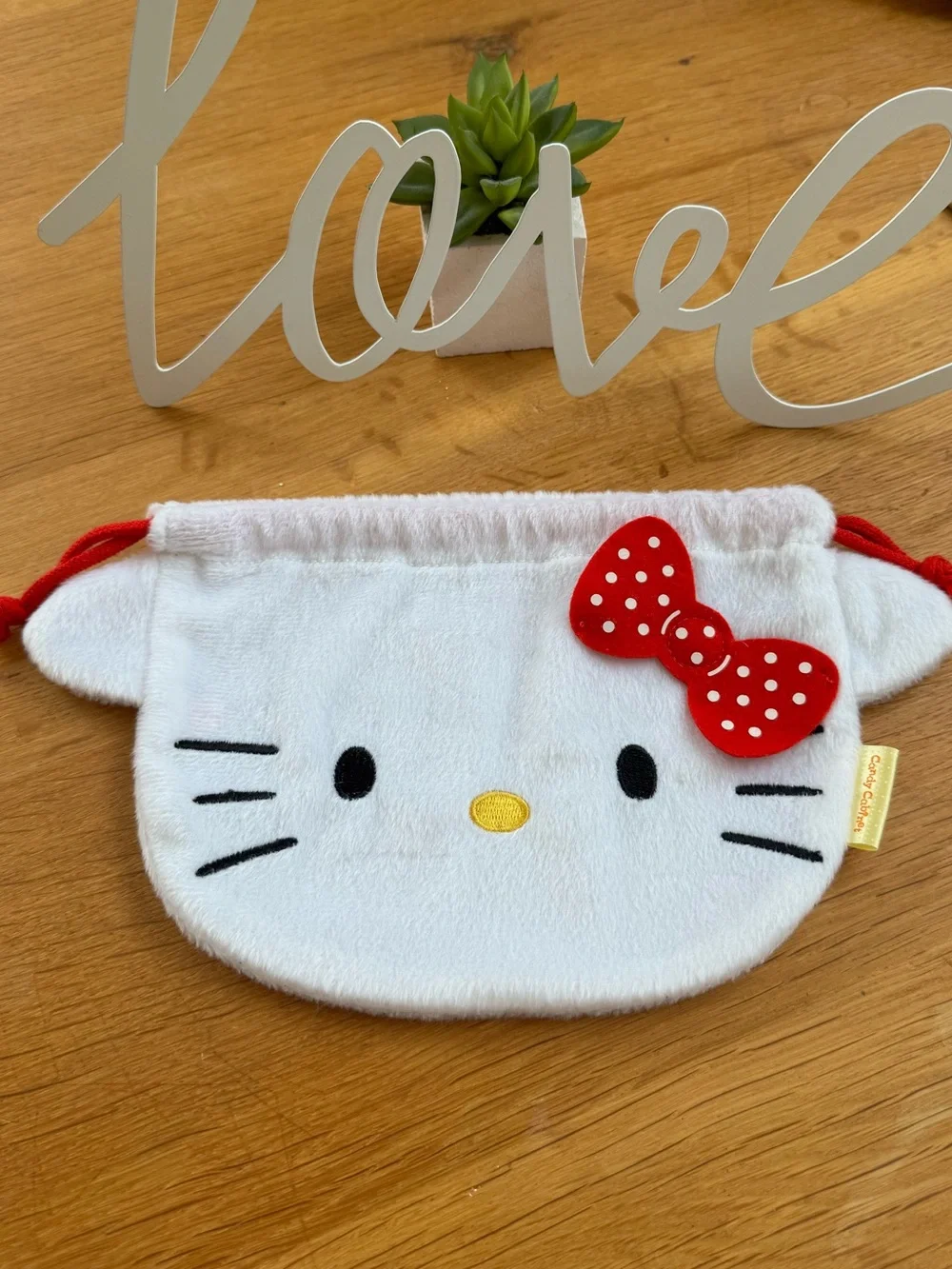 Hello Kitty White Plush Drawstring Pouches
